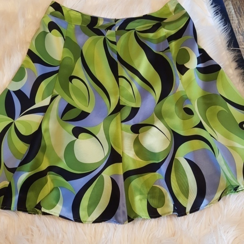 LIZ CLAIBORNE BLUE GREEN SWIRL SKIRT 100% SILK Size 12‎